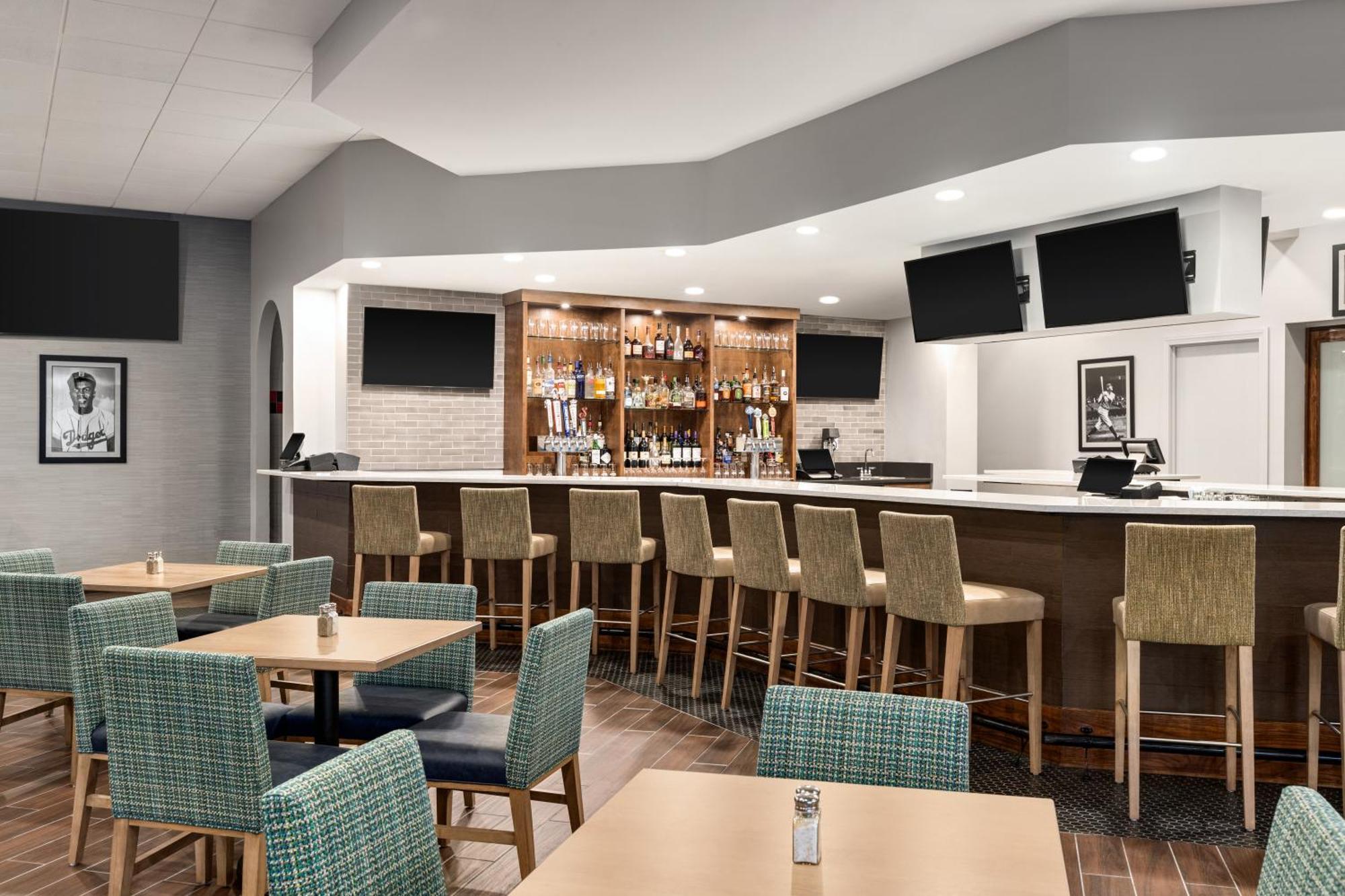 Doubletree By Hilton Fort Myers At Bell Tower Shops Exterior foto